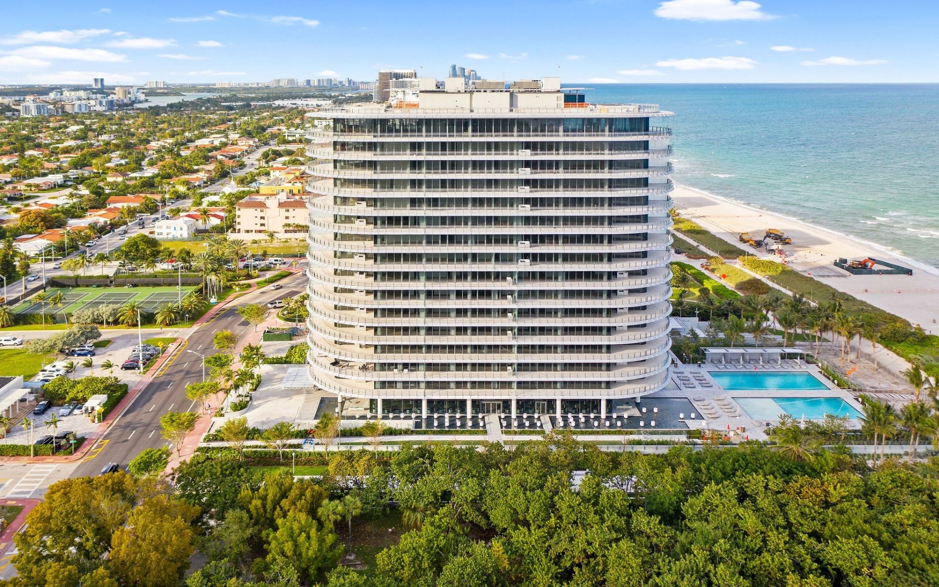 main tower of 87 park residences aerial view